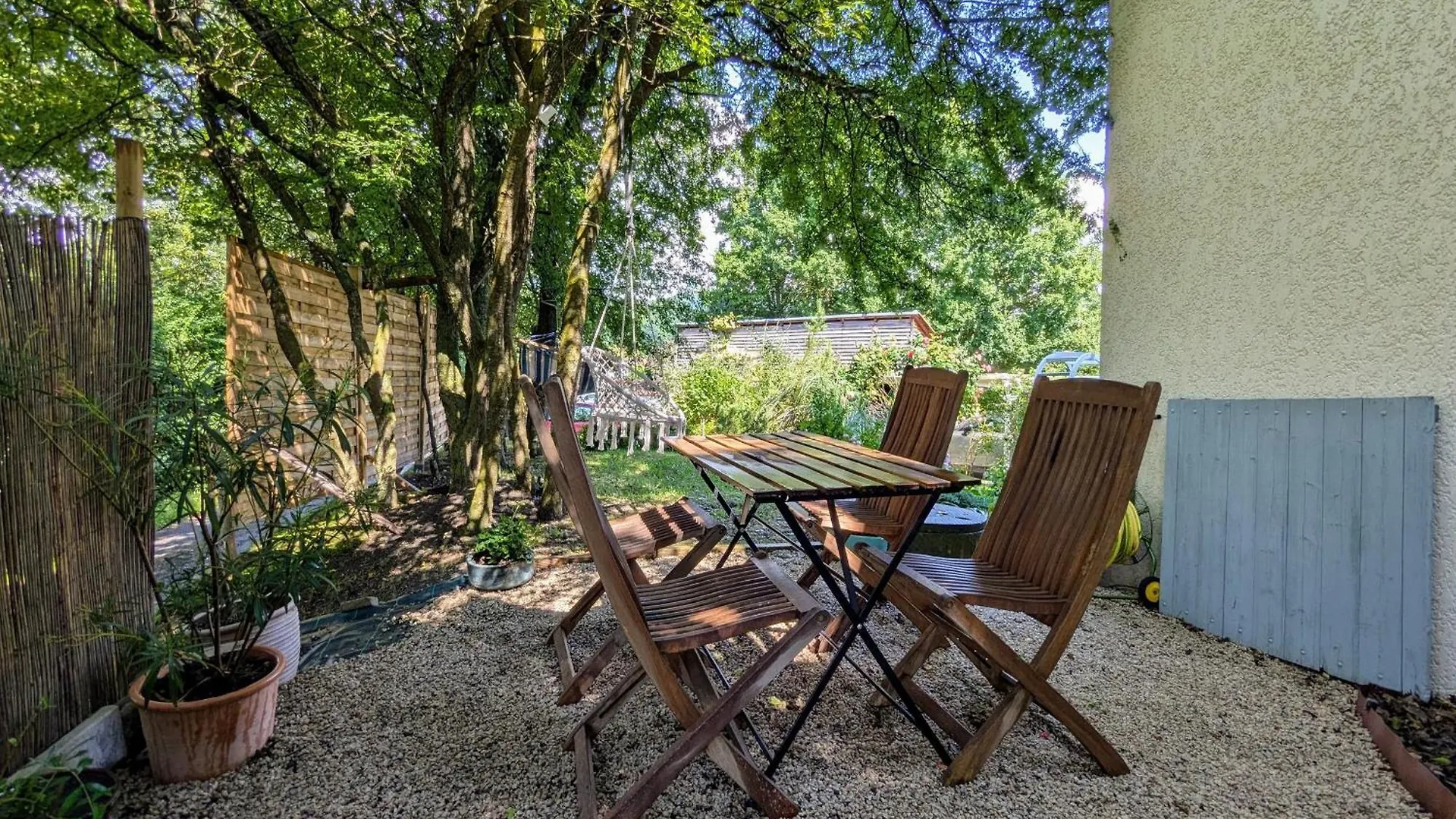 Chambre Verte Avec Jardin Partage Pres Du Puy-En-Velay - Fr-1-582-498 Rosieres  0*, Rosieres (Haute-Loire) France